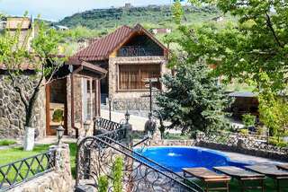 Фото Виллы Villa Hills г. Ptghni